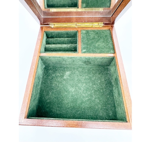 Vintage Wooden Musical Jewelry Box Made In Japan - Picture 6 of 9